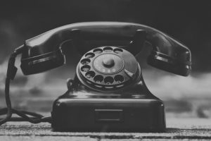 Why Telephone Service is More Effective than Email or Chat