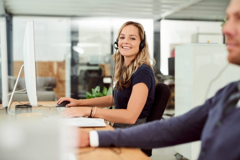 Choosing the Right Call Center telerep
