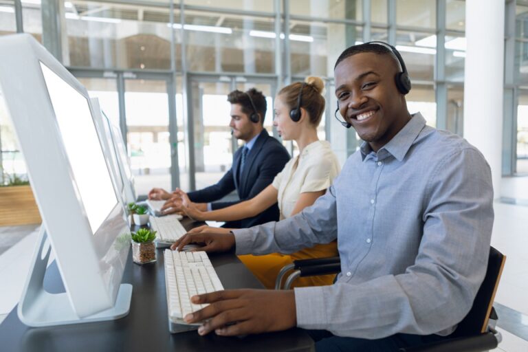 How to Choose the Right Call Center telerep