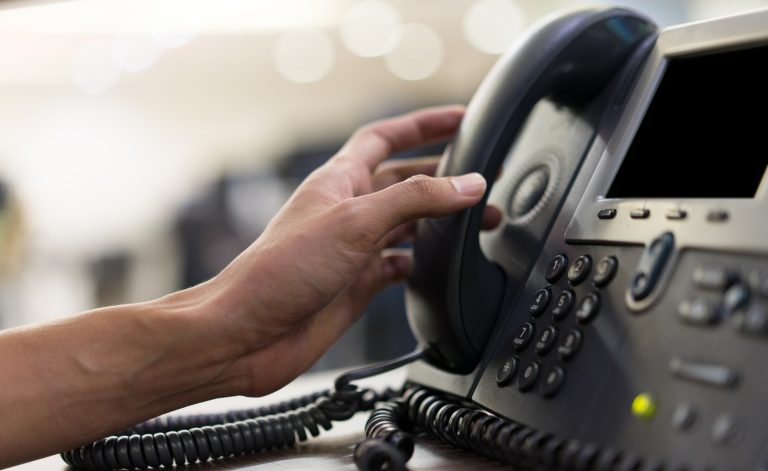 3 Considerations When Hiring an Answering Service telerep